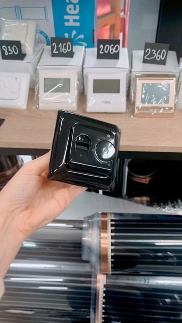 Чёрный механический терморегулятор 70.26 black от TEPLOWATT.PRO отлично впишется в любой интерьер смотреть онлайн