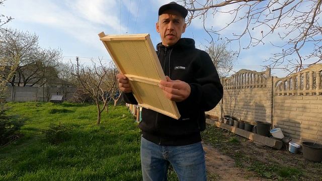 Скільки бджолярів, стільки і варіантів нуклеуса. Міні плюс на рамку Дадан!!!!! смотреть онлайн