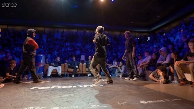 Fusion MC (Leon & Lunatic) vs. Thesis & Sheku| SEMI FINAL| DPC JAM 2023 смотреть онлайн