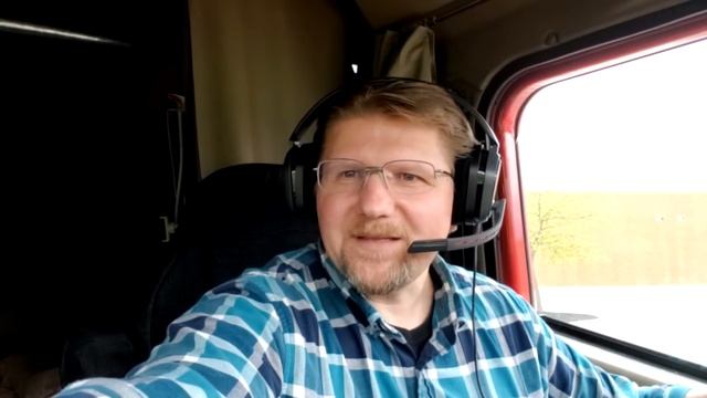 Прямой эфир из трака. Май 15 20. Алексей Савченко. смотреть онлайн