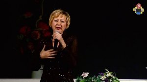 "ОДОЛЖИЛА" поёт Наталья Ренева в гостях у "Митрофановны" Настоящий народный хит! ПЕСНИ СССР