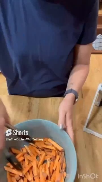 The Secret to Perfect Sweet Potato Fries! смотреть онлайн