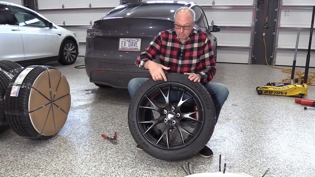 Unboxing - New Tires and Wheels for the Model Y смотреть онлайн
