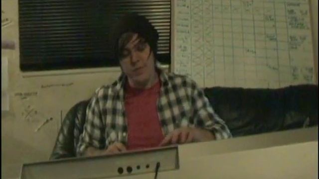 I Spy Strangers - Outhouse Studios 2009 смотреть онлайн