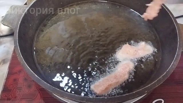 КУРИНОЕ ФИЛЕ В СОУСЕ НА СКОРОВОДЕ! ОЧЕНЬ БЫСТРО И ВКУСНО. смотреть онлайн