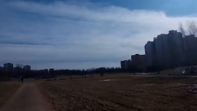Иду из Ленты по парку. смотреть онлайн