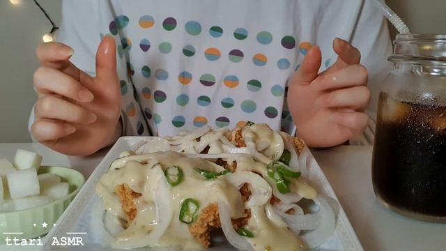 [ASMR] 주말엔 치킨이닭 🍗 / 네네치킨 신메뉴 청양마요치킨 / 치킨먹방 / 속삭임ASMR / Chicken Mukbang / whispering / eating sound смотреть онлайн