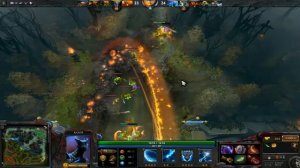 Dota 2 гайд на Razor. Разор тащил тащил, но 4 раков на горбу не потянешь.