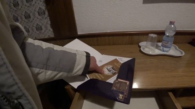Новый контракт Часть 2 Селимся в гостинице Виктория смотреть онлайн