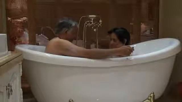 Aruna & Hari Sharma enjoying Jacuzzi Bath at Night 8025 Rm Grand Bravo Guilin, Aug 07, 2018 смотреть онлайн