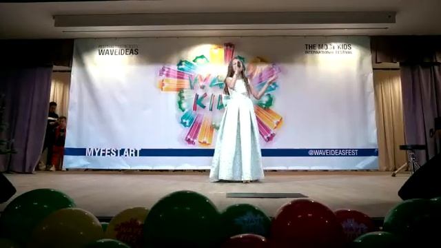 Па над-белым пухам вiшняу смотреть онлайн