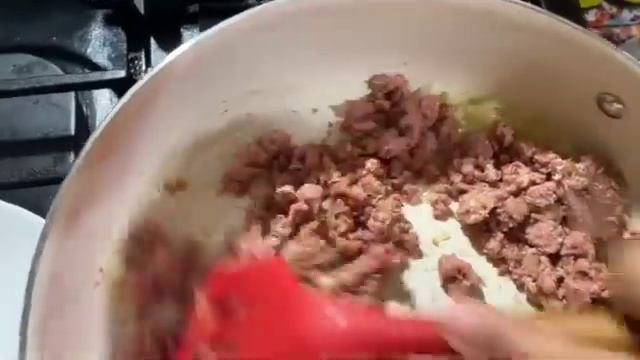 Sauteed Corned Beef смотреть онлайн