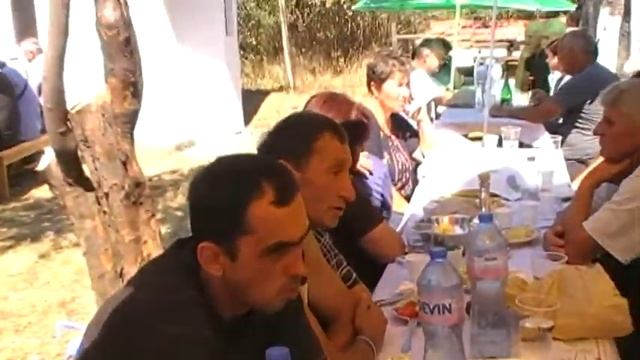 Освещаване на параклис Св. Иван Рилски с. Бистрица м. Демирево построен от Васил Кръстев (Щангата) смотреть онлайн