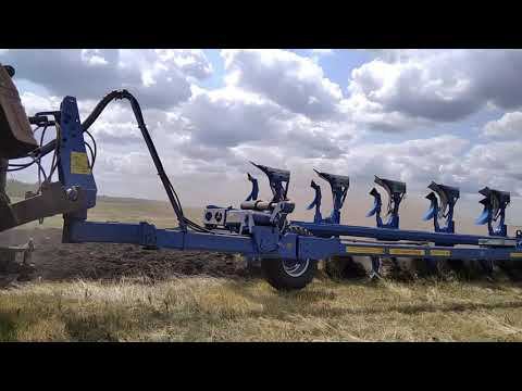Плуг оборотный ППО-8 (7+1) "Добрыня" с предплужниками и системой On Land.