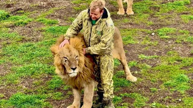 Олег Зубков провел экскурсию для Правительственной делегации, приехавшей в Крым со всей страны! смотреть онлайн