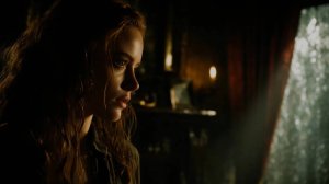 Искры камина | Душевная песня о памяти и тепле