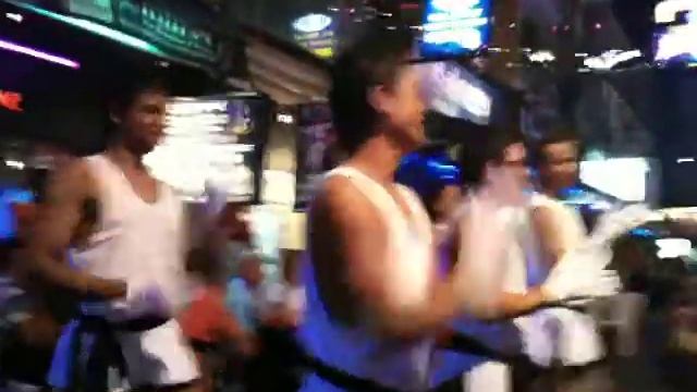 Balcony Party soi 4 bangkok смотреть онлайн