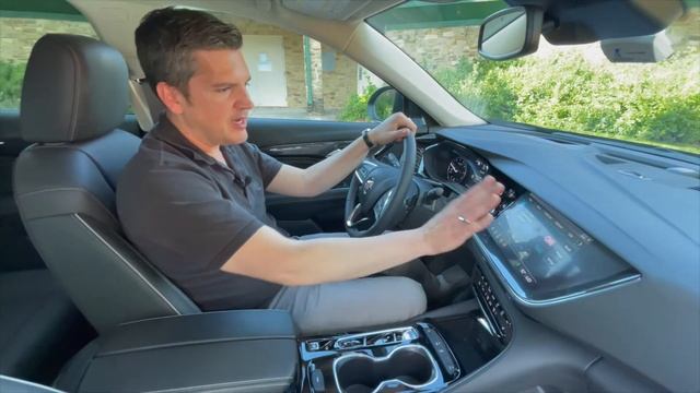 2021 Buick Envision | Complete Review | with Casey Williams смотреть онлайн