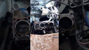 Как снять двигатель через вверх одному ваз 2115. Блок 21083.