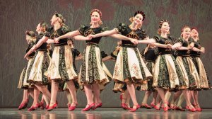 11 #  Русский народный танец " Я на печке молотила" Приятного просмотра...