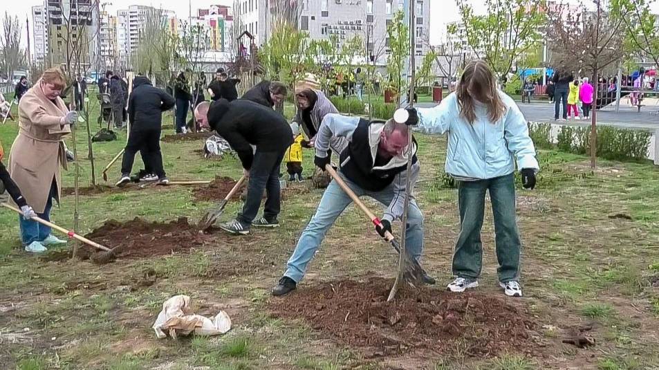 В КосмоПарке отметили праздник смотреть онлайн