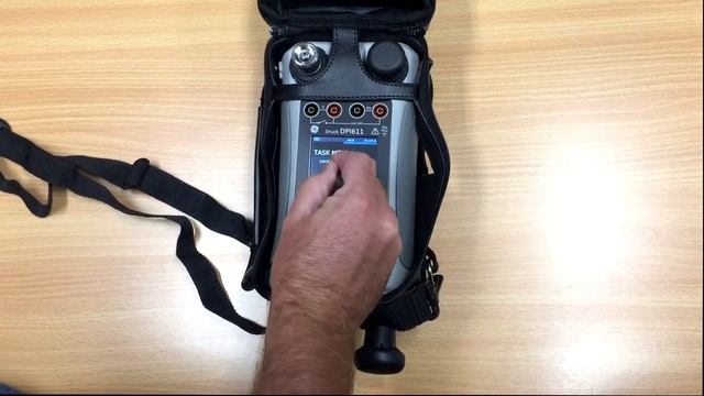Druck DPI 611 with Hard Carry Case, Pressure Calibrator - Instrowest смотреть онлайн