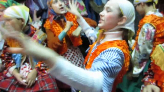 Бабки - Ёжки в гримёрке))) смотреть онлайн