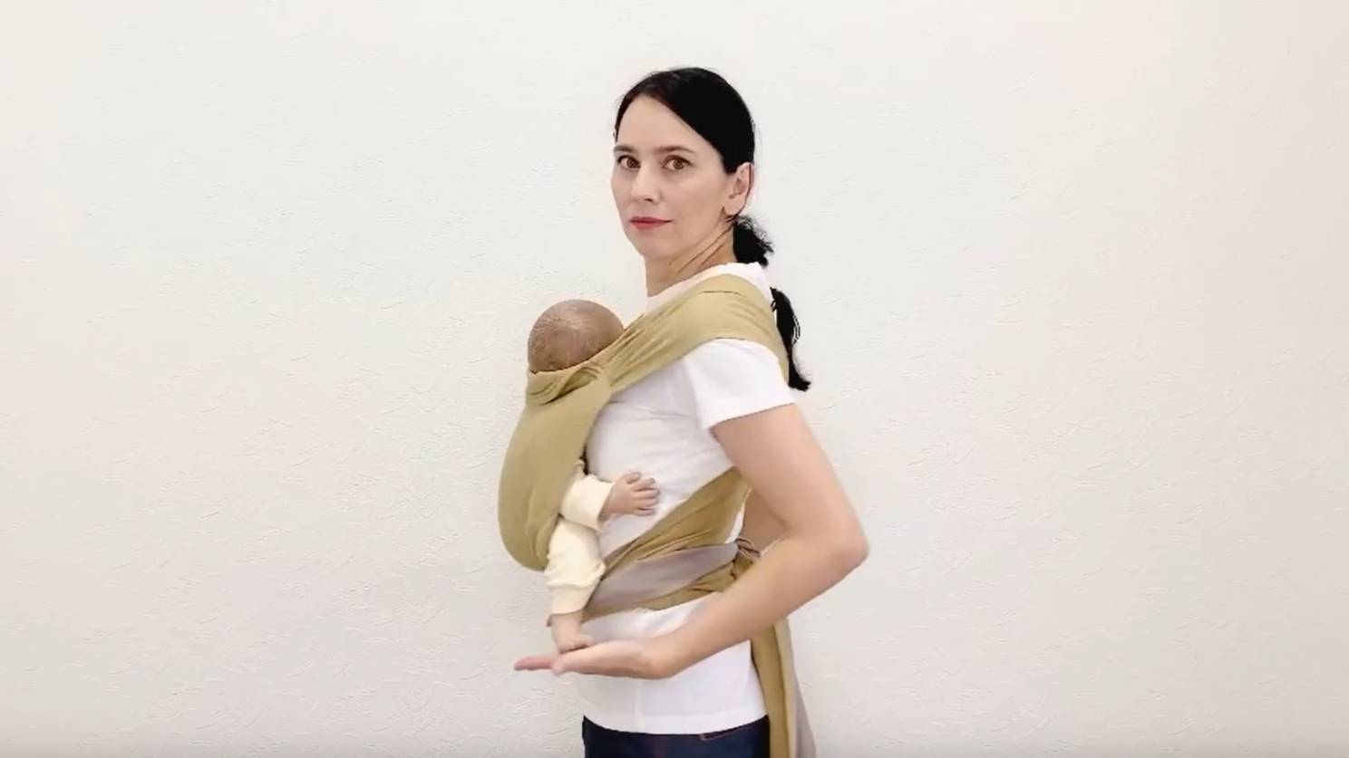 Май-слинг: ношение спереди