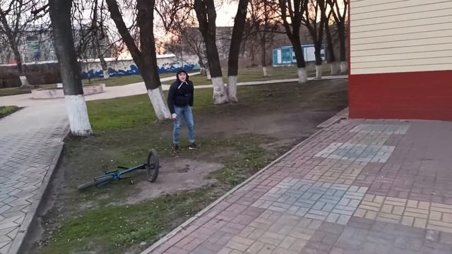 РАЗДАЁМ СТРИТА В КАРАНТИН | ОПЯТЬ ПАДЕНИЕ смотреть онлайн