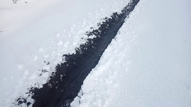 Снег 12 апреля с Днем космонавтики с праздником