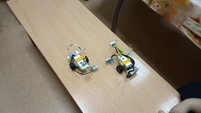 Детский центр робототехники Умник - встреча двух друзей смотреть онлайн
