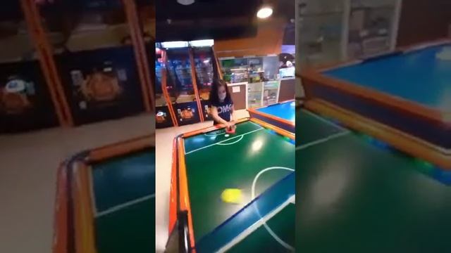 Jeeja's trip to Mall de Goa. #goadiaries #goa #placestovisit #funny #playingsolo смотреть онлайн