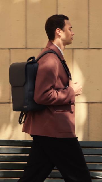 CLUSE - Nuitée backpack collection смотреть онлайн