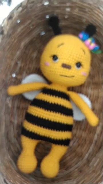 подпишись👉#пчела#music#пчеловод #амигурумикрючком