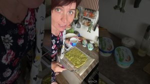 Рулет кабачковый с форелью