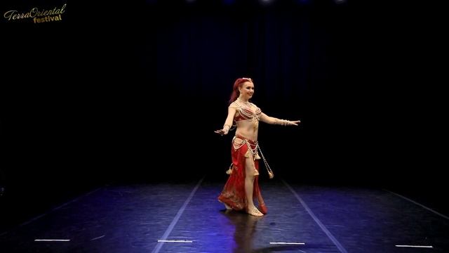 tribal fusion bellydance, Armata dancer, lady in red смотреть онлайн
