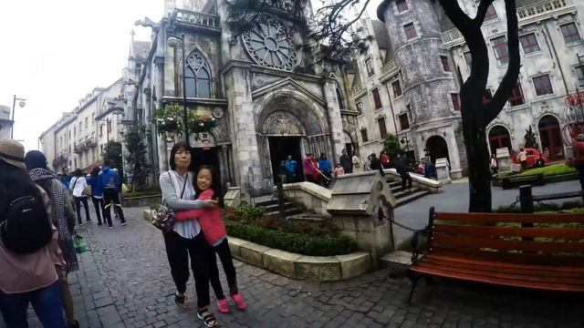 Ba Na Hills, Da Nang, 2017 смотреть онлайн