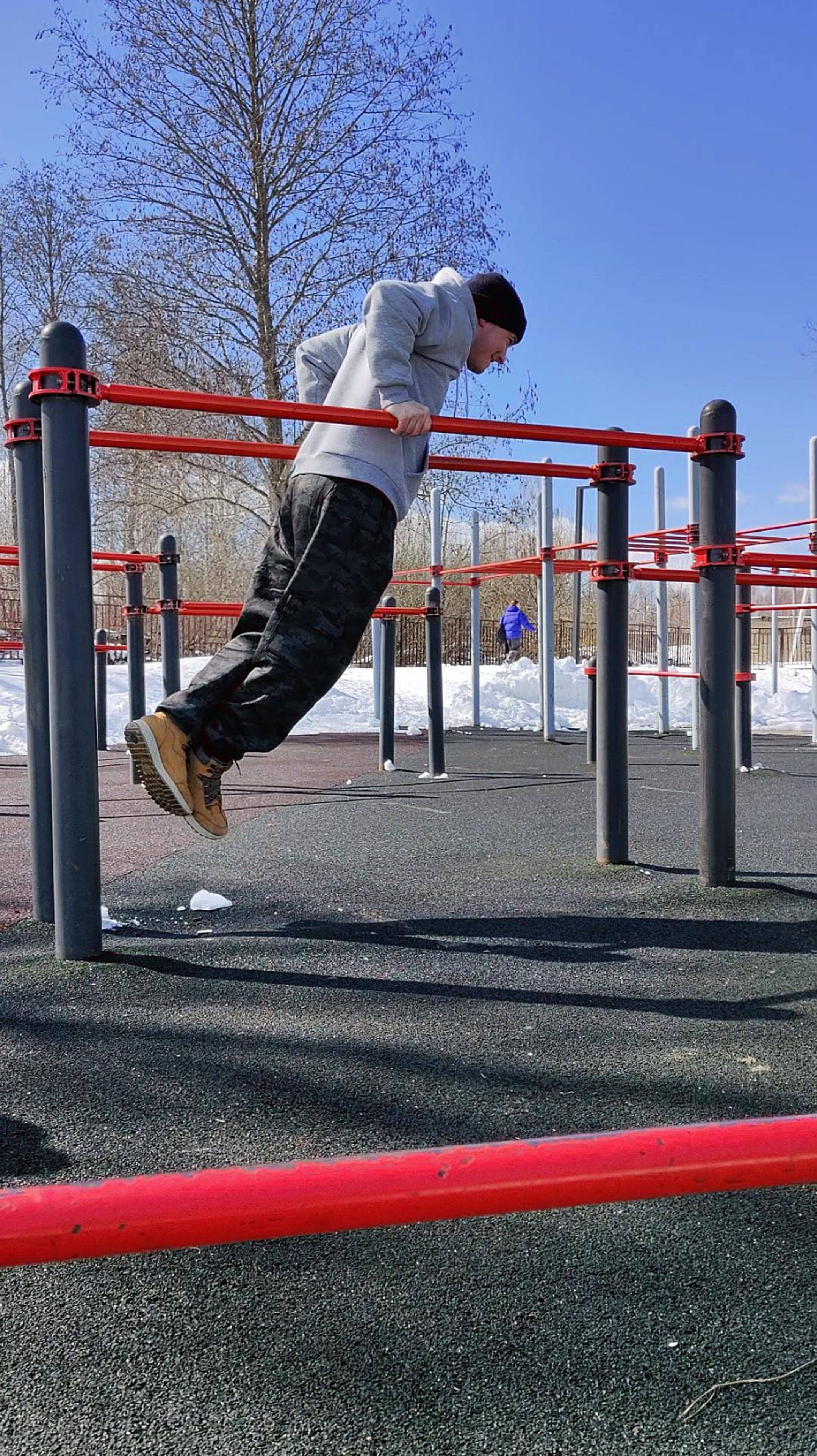 Погнали #спорт #турник #motivation смотреть онлайн