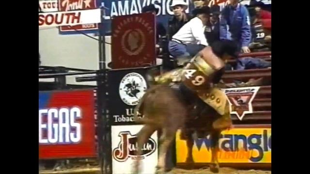 Lonnie Steverson vs High Voltage - 99 PBR Columbus, GA (86.5 pts) смотреть онлайн