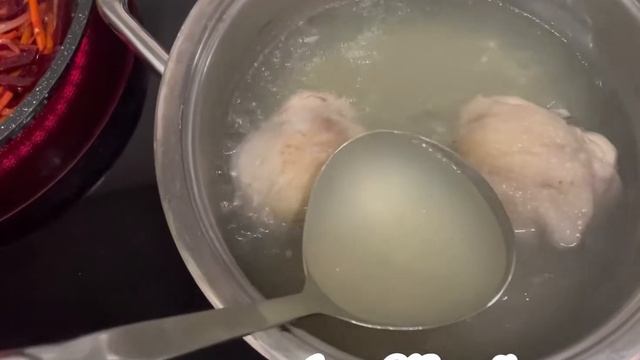 Тауық етінен борщ. Борщ из курицы. смотреть онлайн