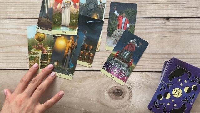 Мое ближайшее будущее - Таро расклад смотреть онлайн