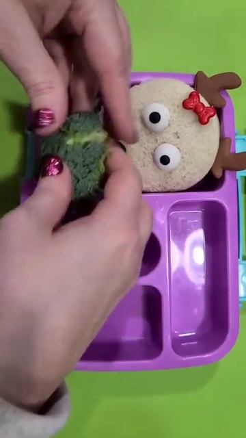 Reindeer Christmas Lunch #WildAnimals #christmasbaking #christmaslunch #bellabooslunches #kidlunchi