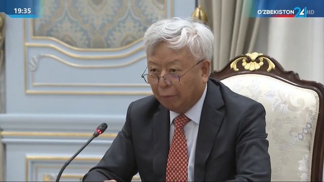 Президент Узбекистана определил основные направления полномасштабного сотрудничества c АБИИ смотреть онлайн
