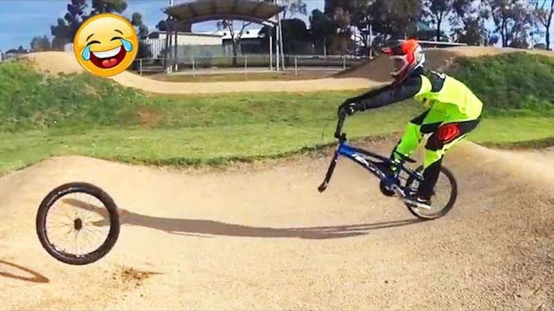 От славы до позора — лучшие мгновенные неудачи! 😂 смотреть онлайн