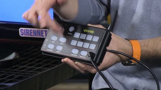 Whelen 295SDA1 Dual-Tone Remote Siren смотреть онлайн