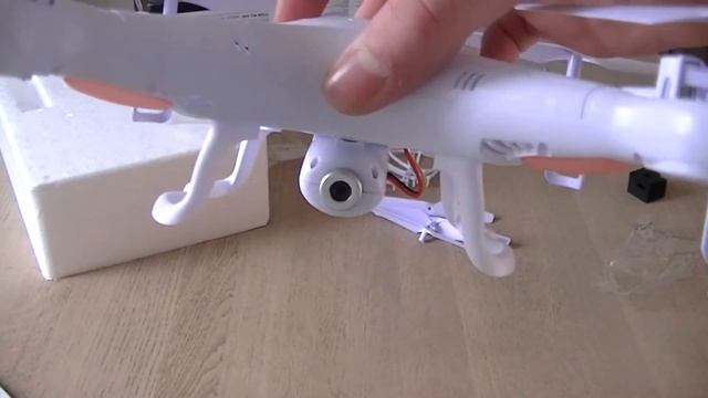 Syma x5c-1 Unboxing+Flights NL смотреть онлайн