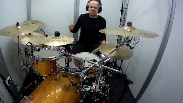 Latin-Funk groove performance by DESMO смотреть онлайн
