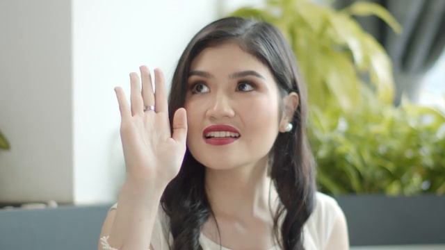 Mau Lancar Berbahasa Inggris? Belajar dulu di Wall Street English! | Wall Street English Indonesia смотреть онлайн