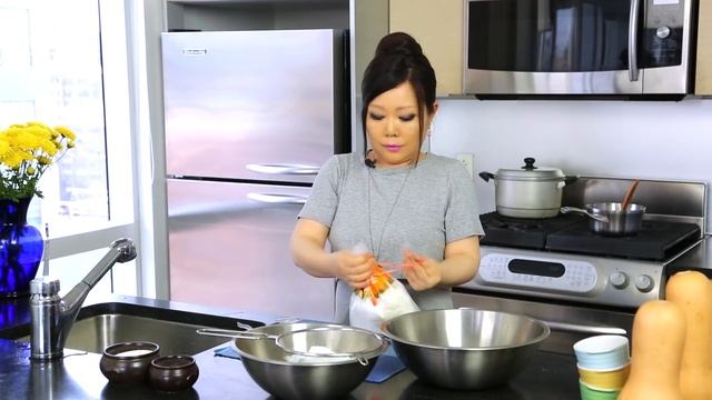Cupcake rice cake (Hobaktteok: 호박떡) смотреть онлайн