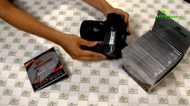 AkkuFresh® (red package) installation on a digital camera смотреть онлайн
